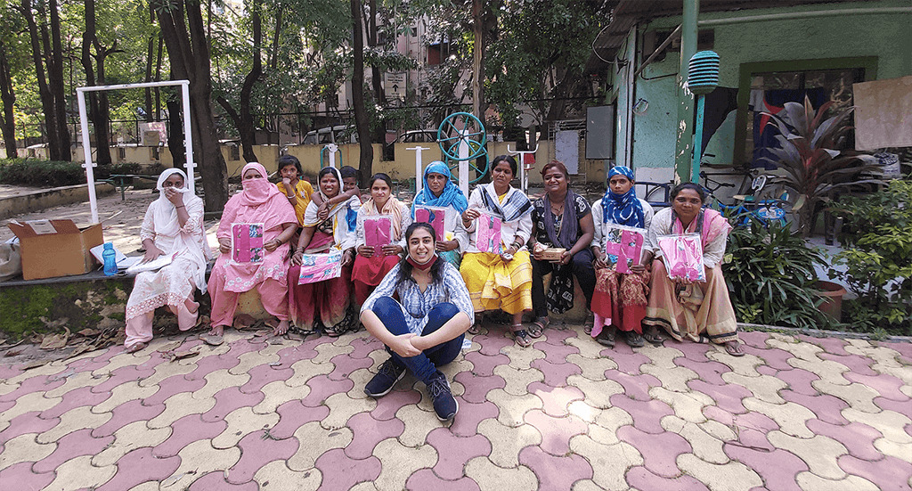 image of the distribution session with the women